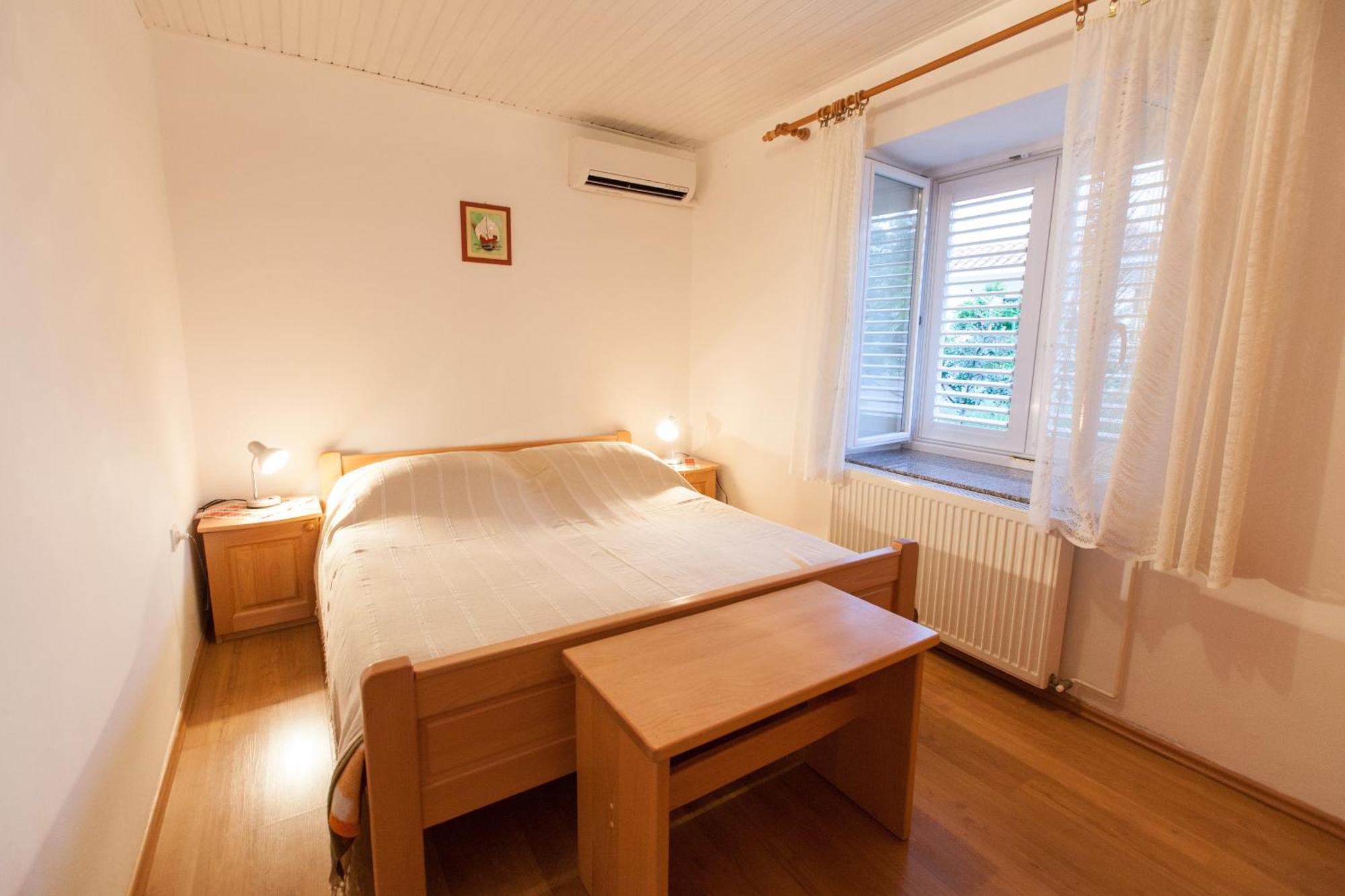 Apartments Villa Ana Đảo Krk Phòng bức ảnh
