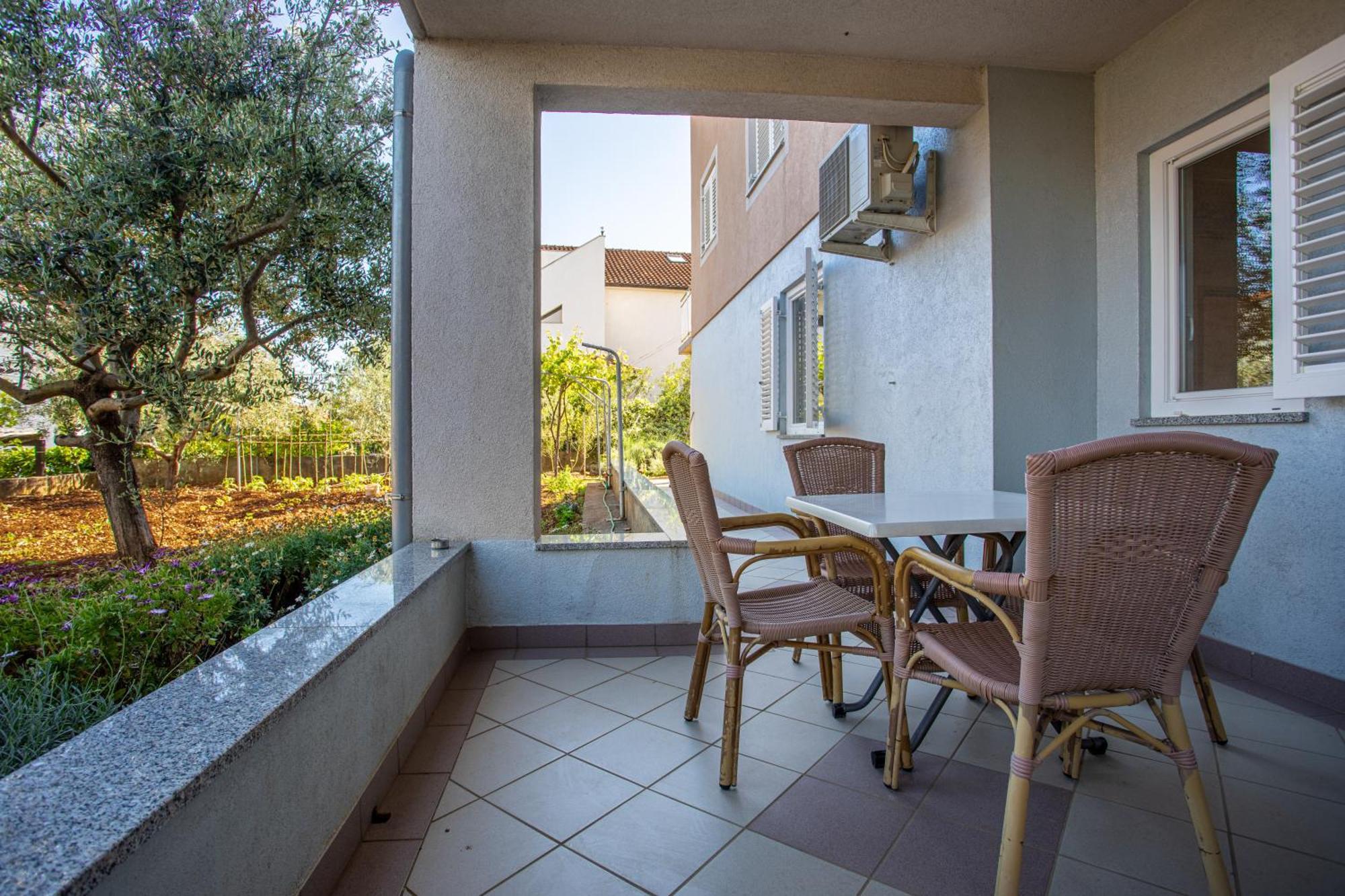 Apartments Villa Ana Đảo Krk Phòng bức ảnh
